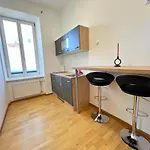 Lejlighedshotel - Premium 24 7 4*