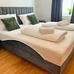 Lejlighedshotel - Premium 24 7 Leoben (Styria)
