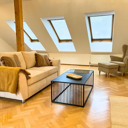 Leoben - Premium 24 7