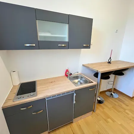 Leoben - Premium 24 7 Aparthotel Leoben (Styria)