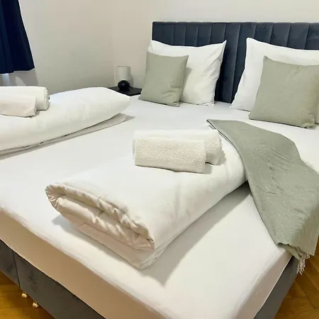 Aparthotel Leoben - Premium 24 7
