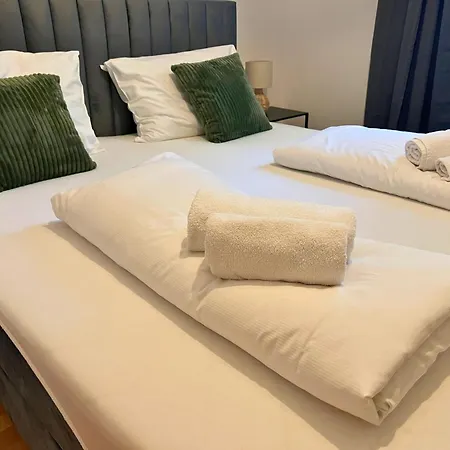Leoben - Premium 24 7 * Leoben (Styria)