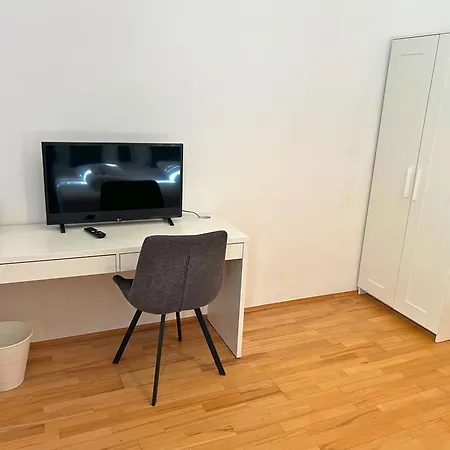 Leoben - Premium 24 7 Aparthotel Leoben (Styria)