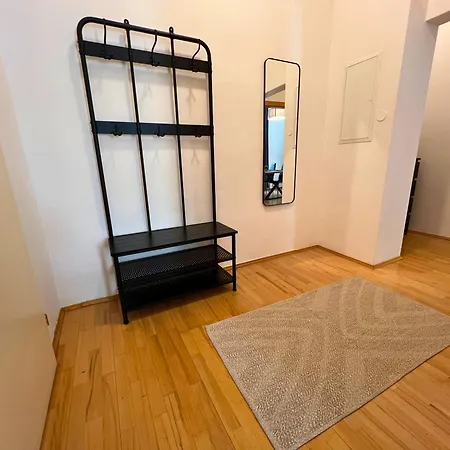 - Premium 24 7 Apart Otel 3*