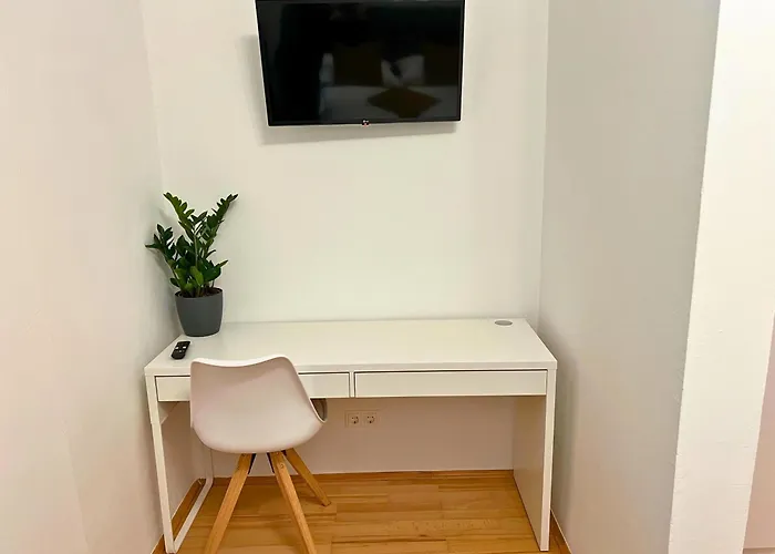 - Premium 24 7 Appart hôtel