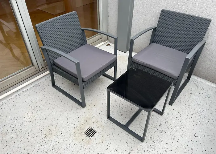 - Premium 24 7 Leoben (Styria)