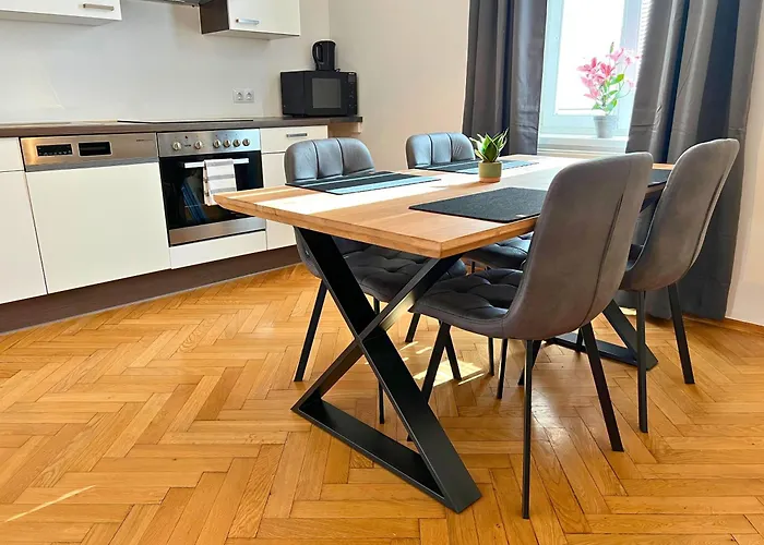 - Premium 24 7 Leoben (Styria)