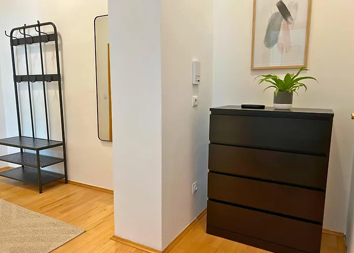 - Premium 24 7 Appart hôtel 3*