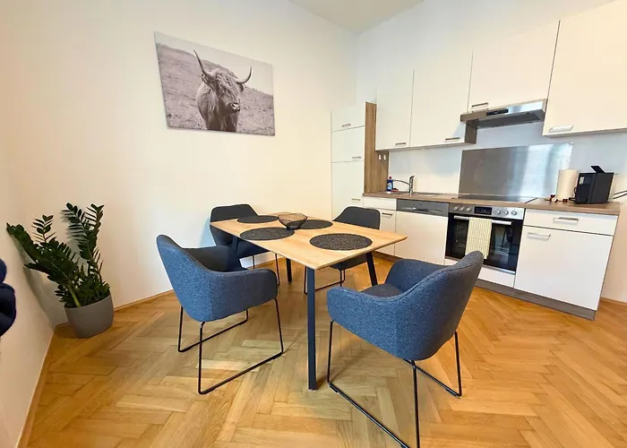 - Premium 24 7 Appart hôtel 3*